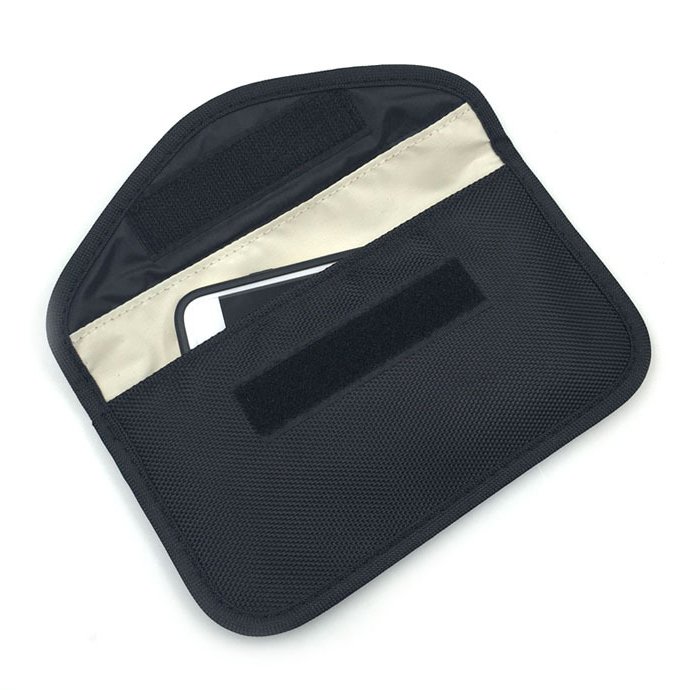 1017665-3-etui-antykradziezowe-na-klucze-samochodo-hurtel-hurtownia-sklep.jpg
